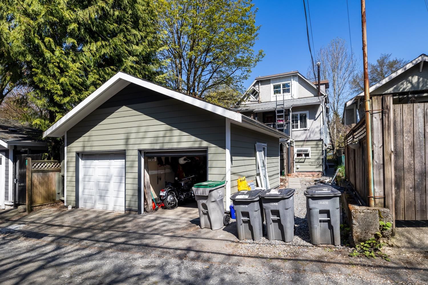 Listing Image 32