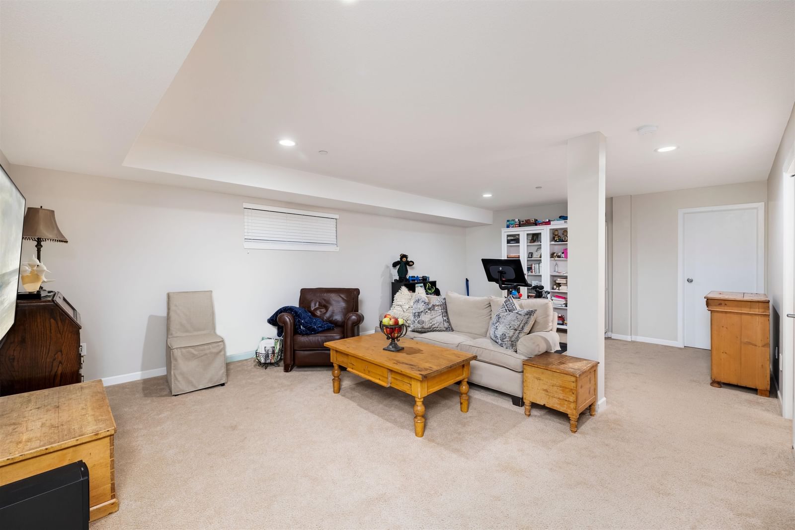 Listing Image 27