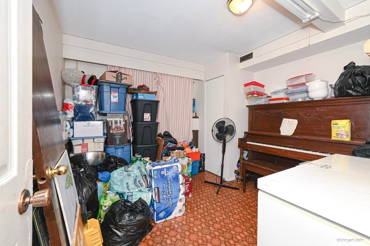 Listing Image 14