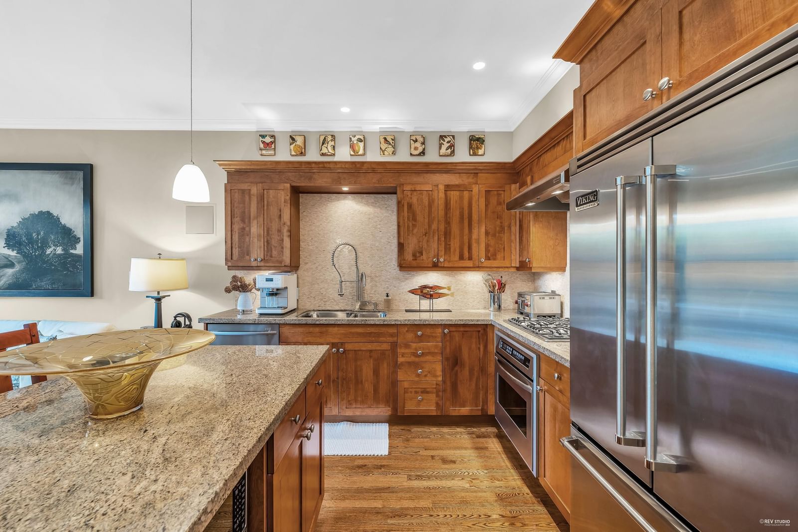 Listing Image 9