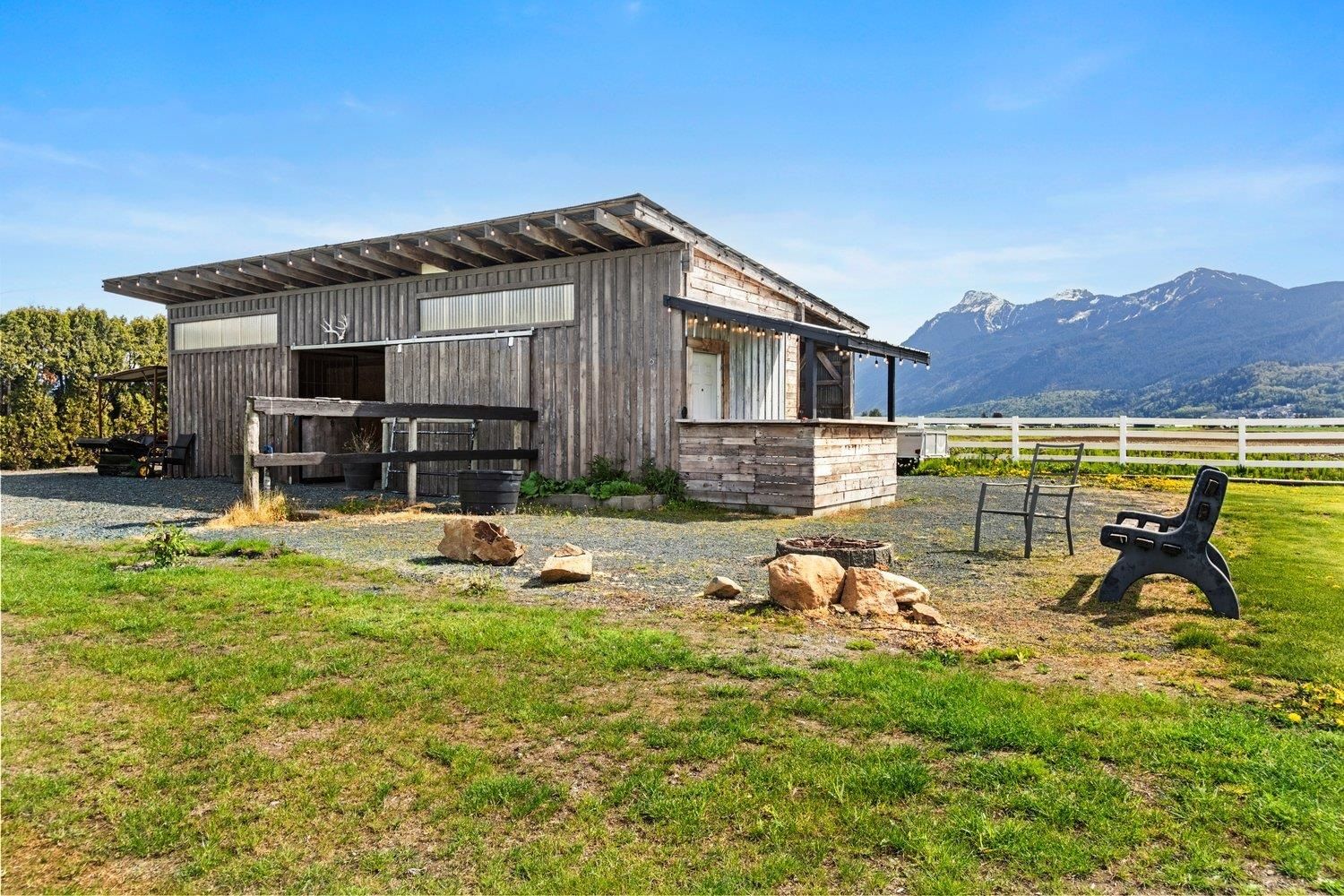 Listing Image 8