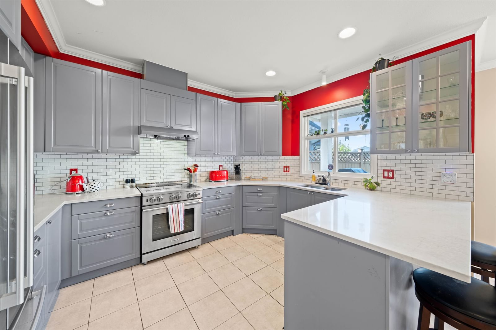 Listing Image 9