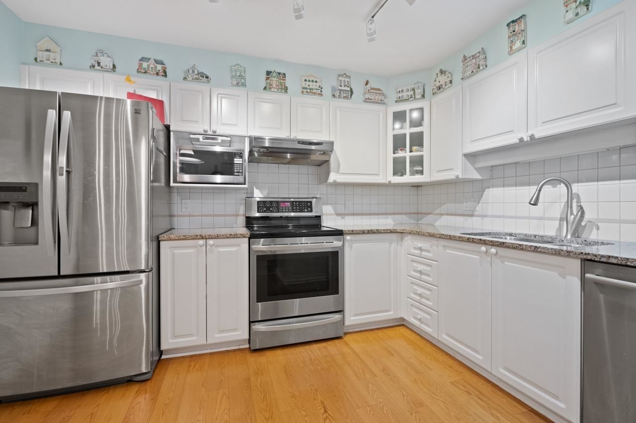Listing Image 13