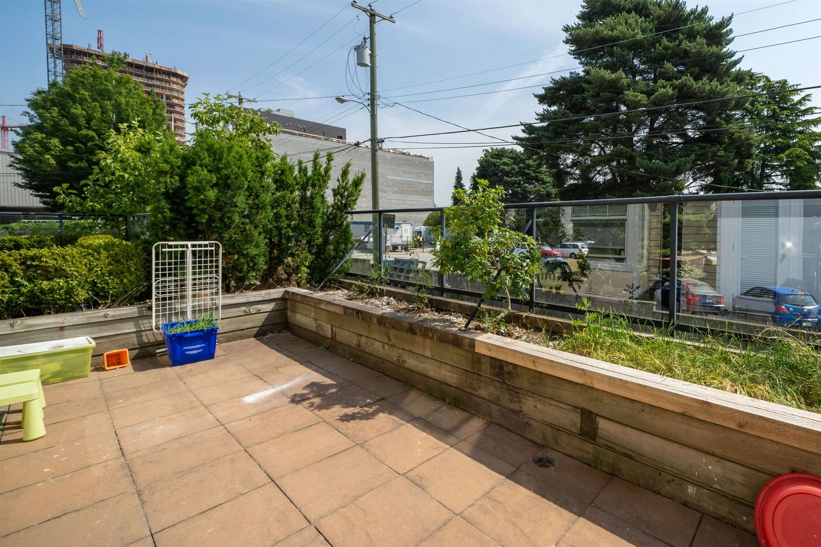Listing Image 8