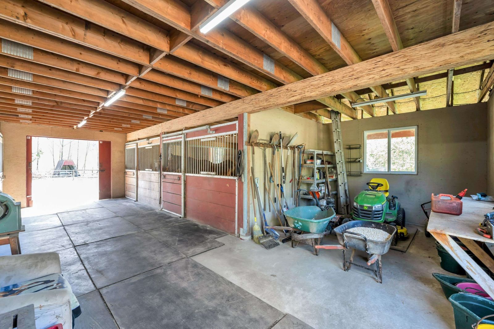 Listing Image 34