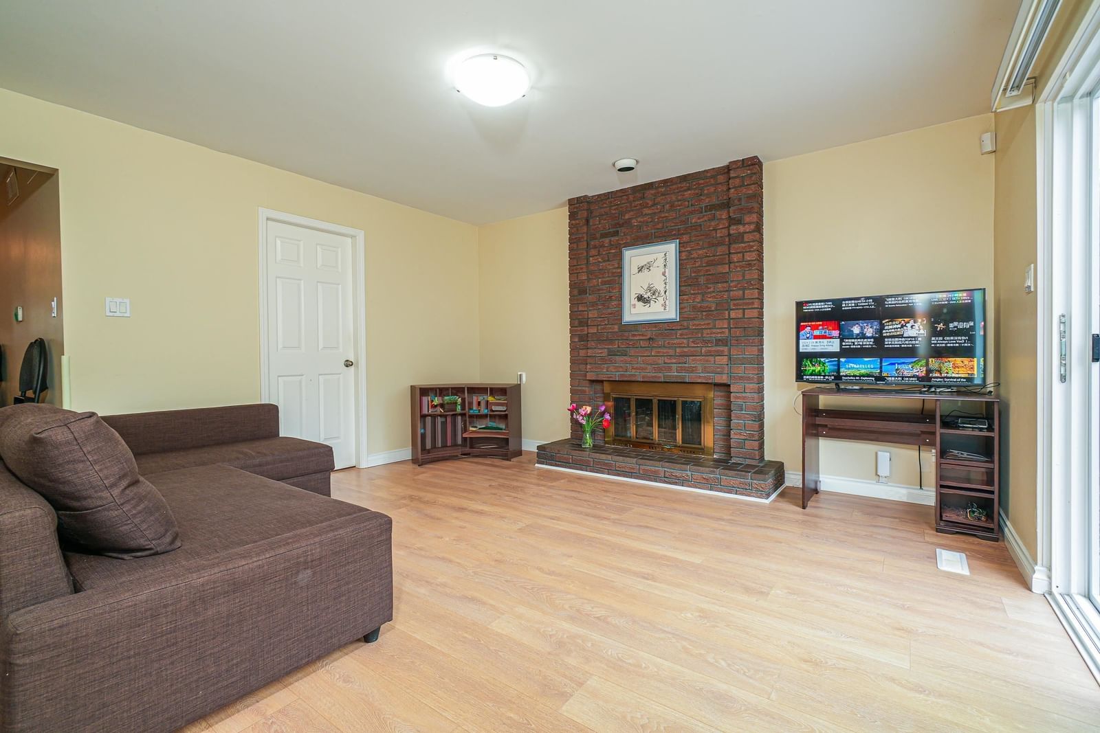 Listing Image 15