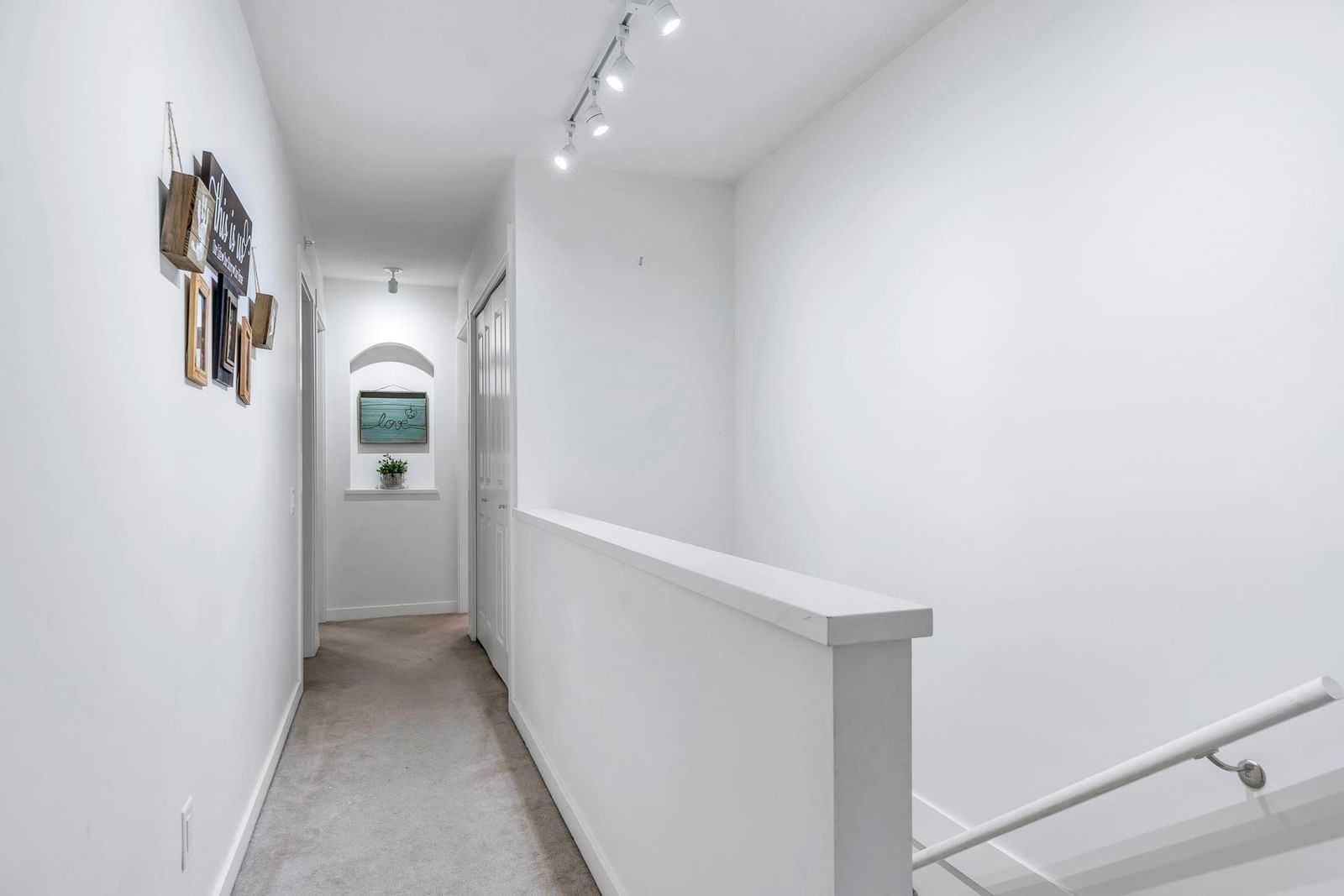 Listing Image 27