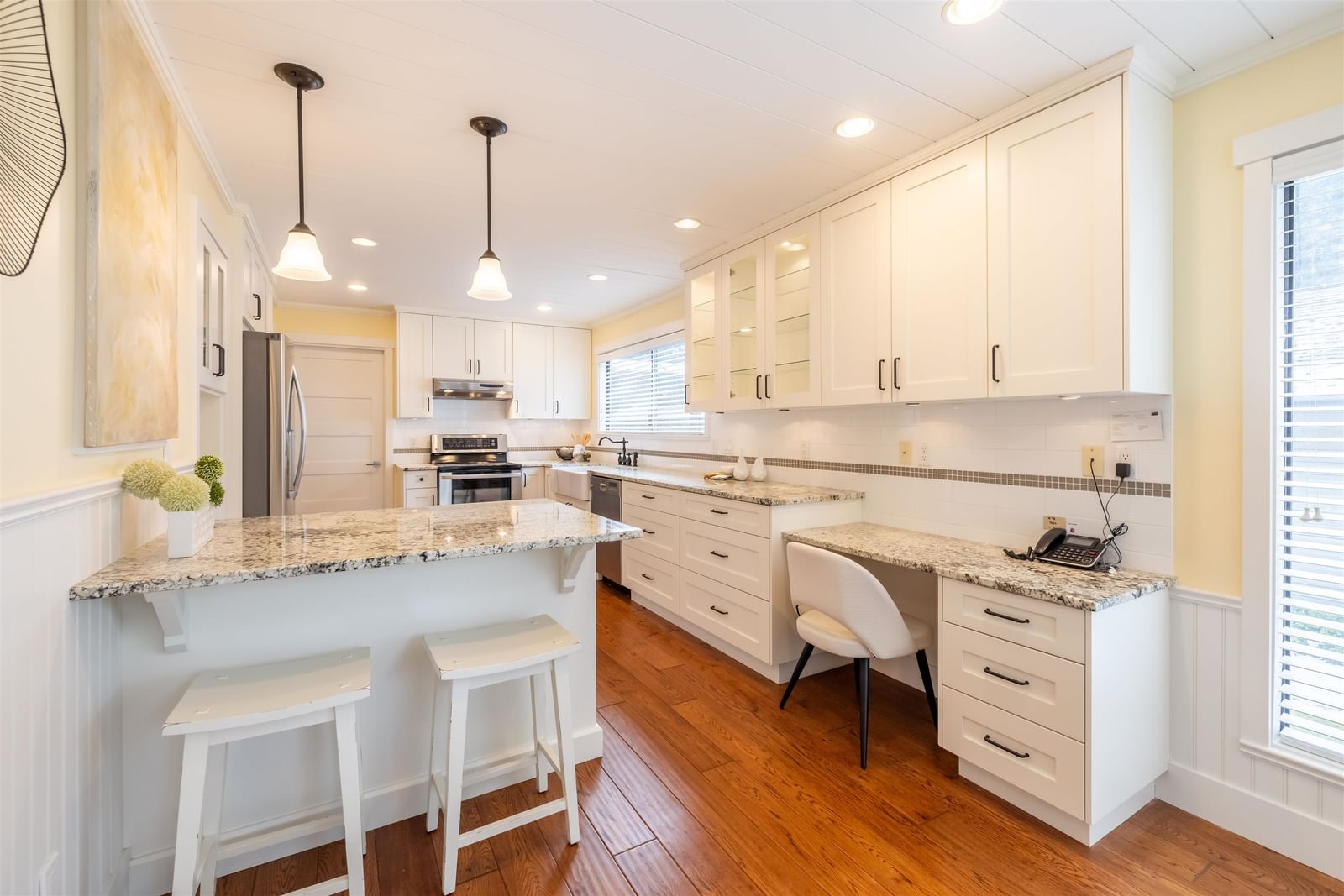 Listing Image 10