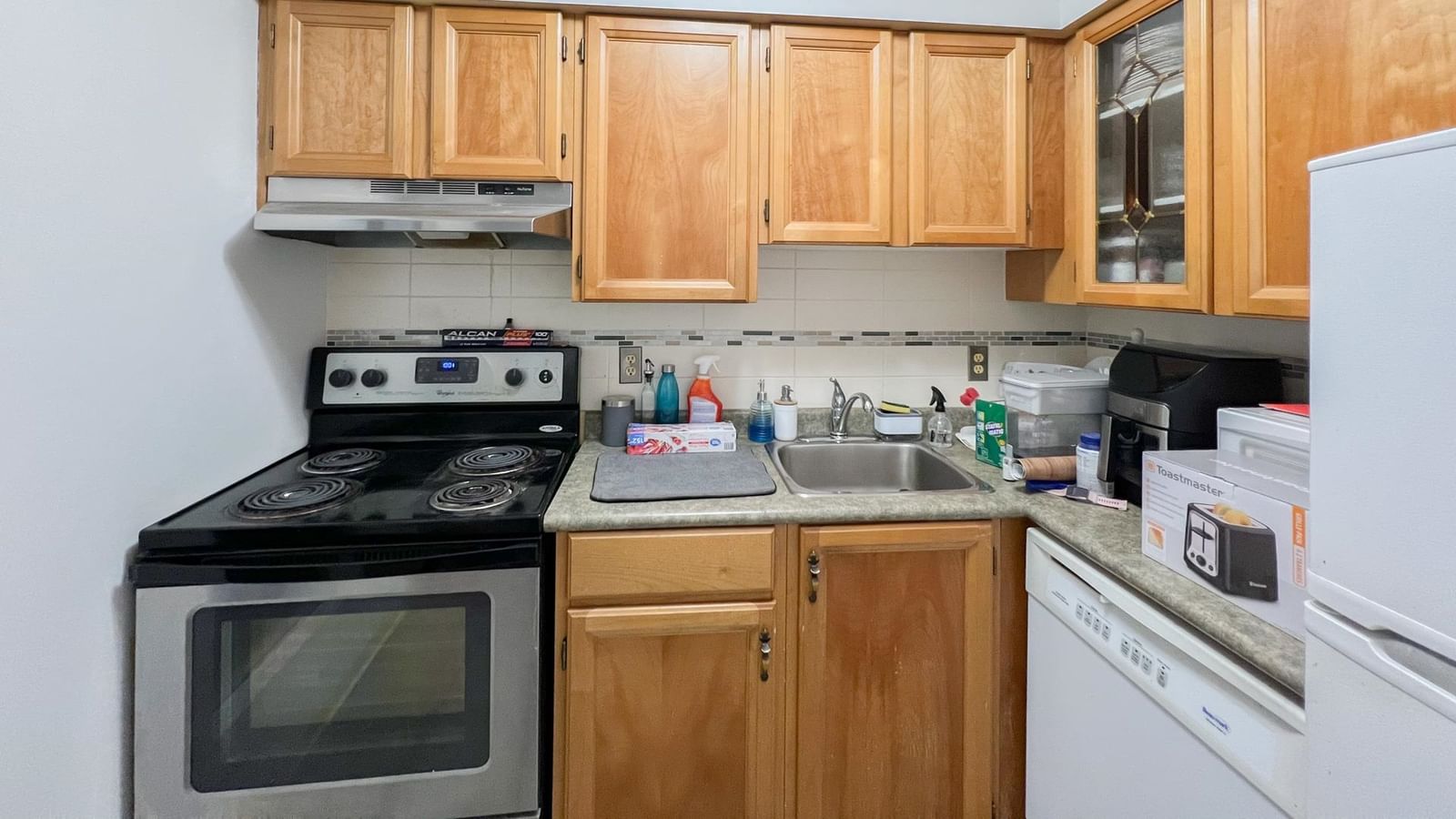 Listing Image 12