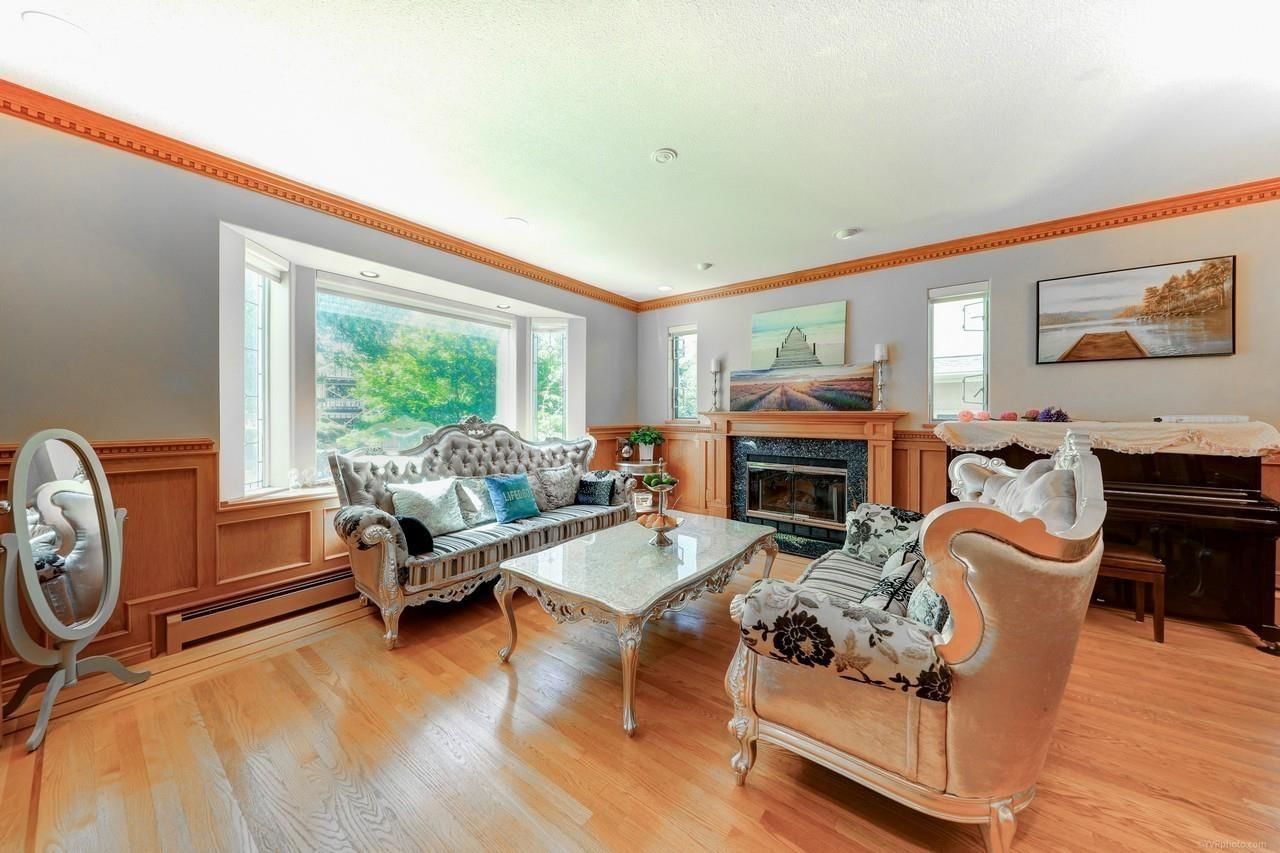 Listing Image 19