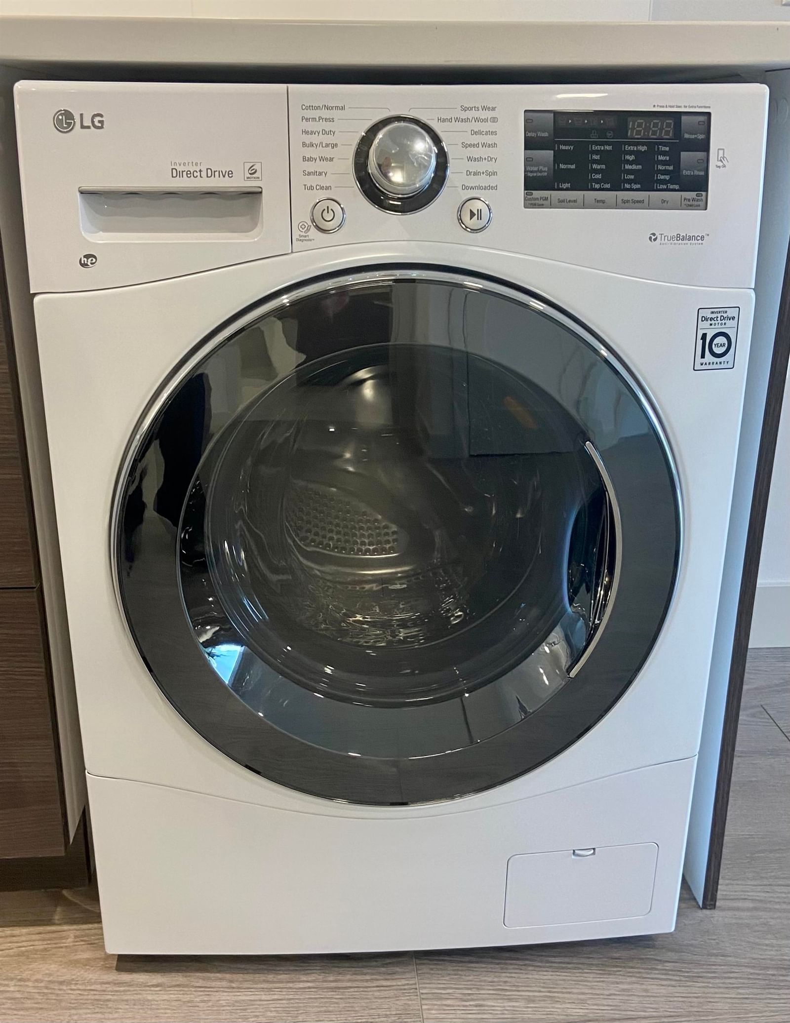 Listing Image 18