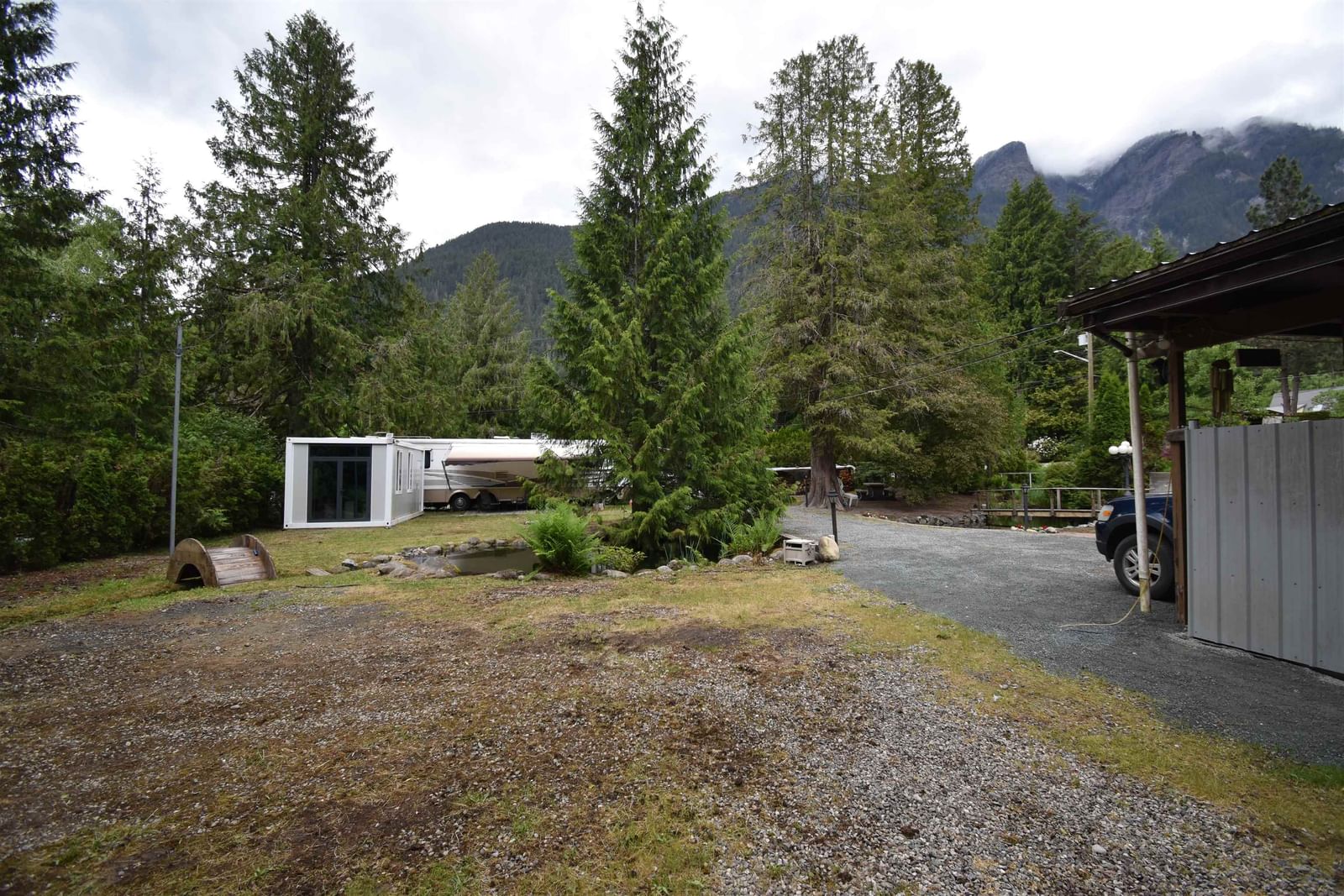 Listing Image 14