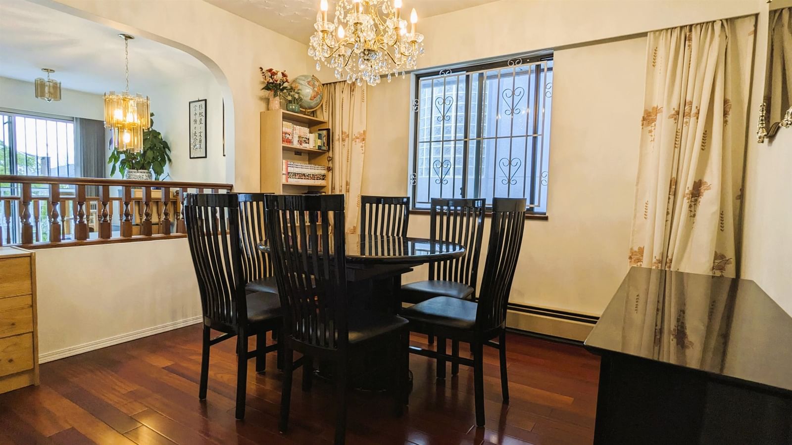 Listing Image 6