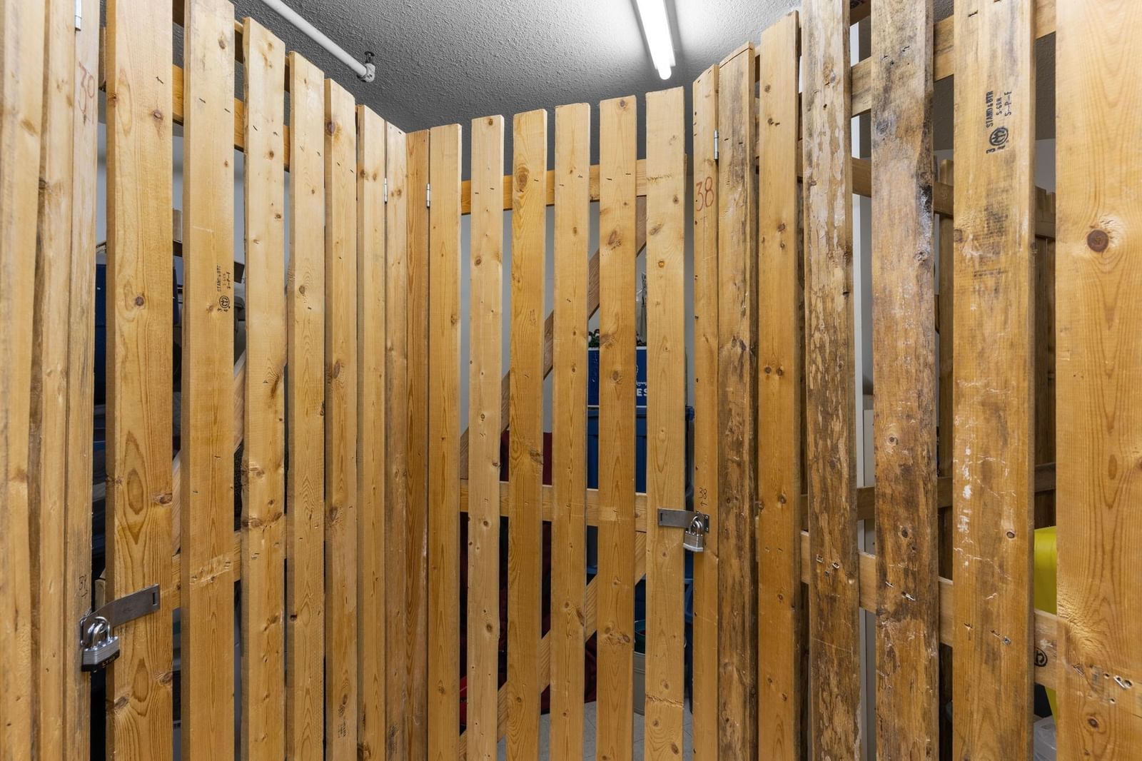 Listing Image 25