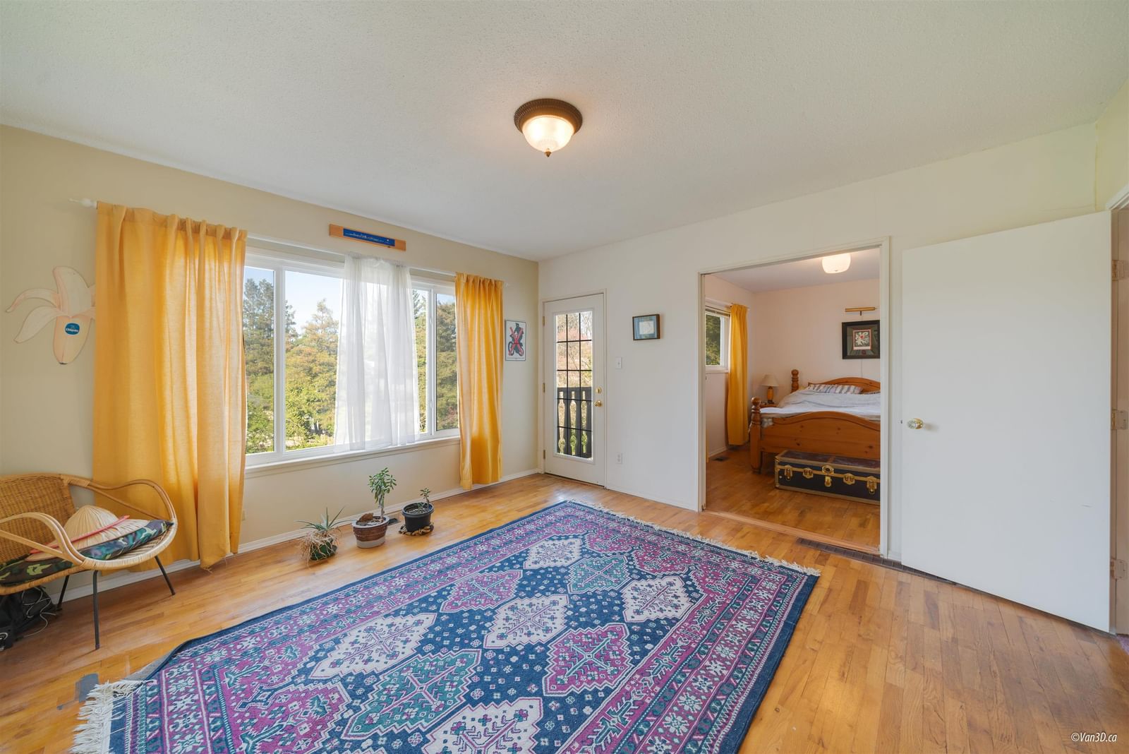 Listing Image 14