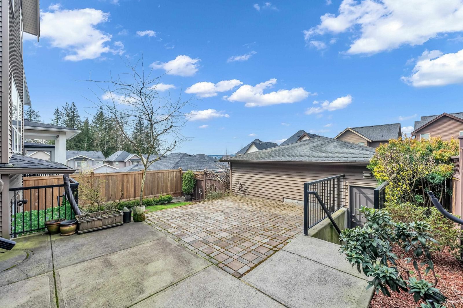 Listing Image 32