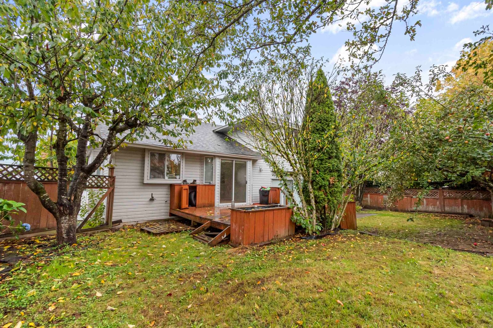 Listing Image 8