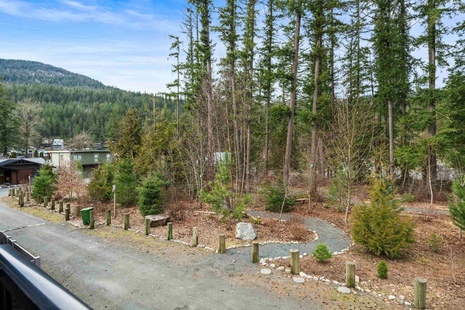 Listing Image 17