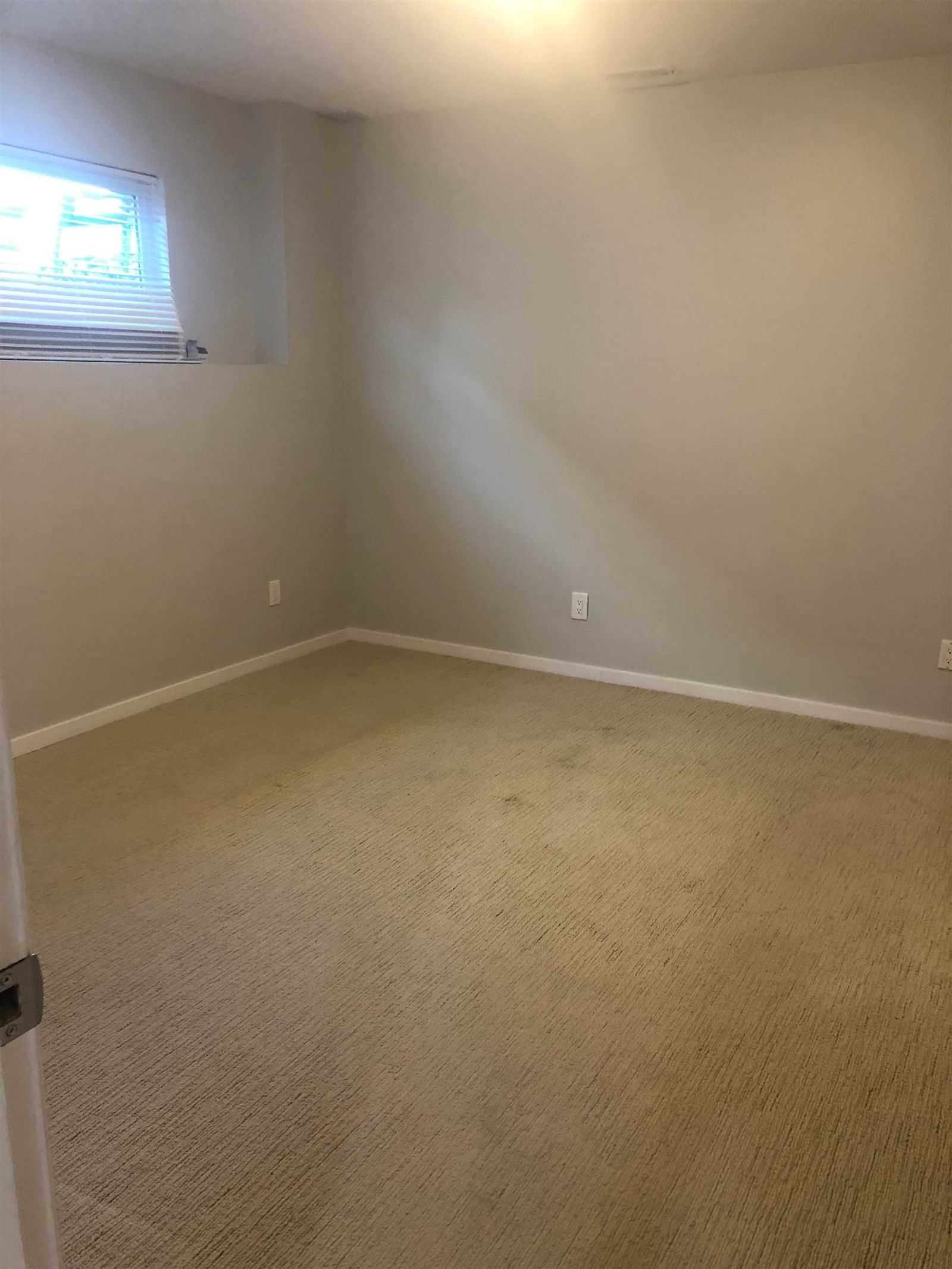 Listing Image 38