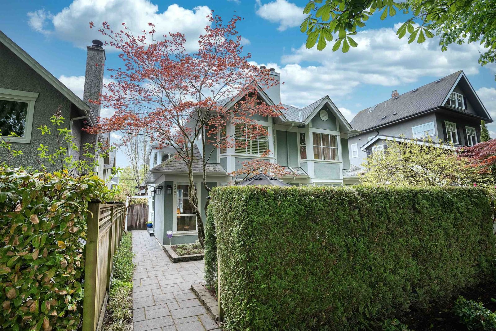 Listing Image 1