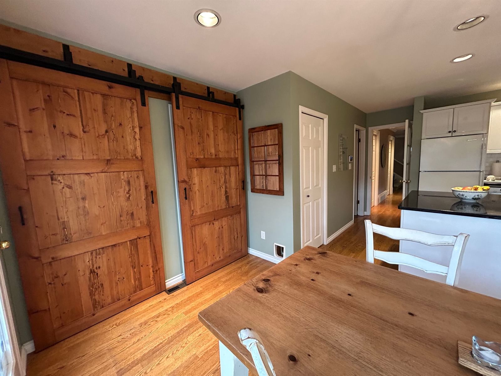 Listing Image 18