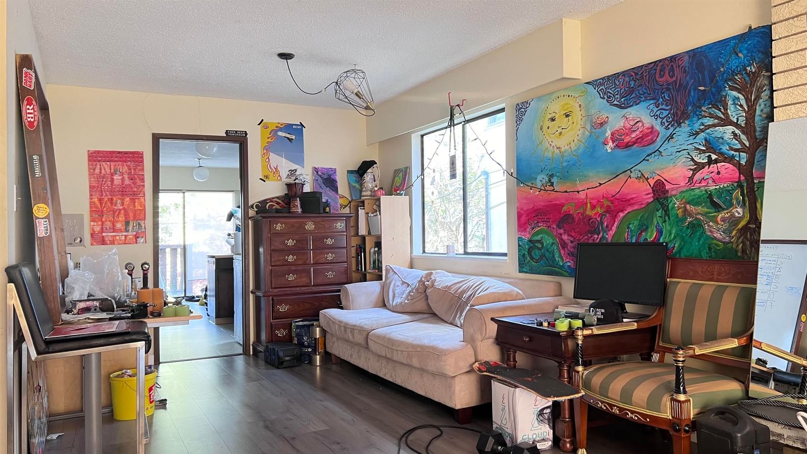 Listing Image 15