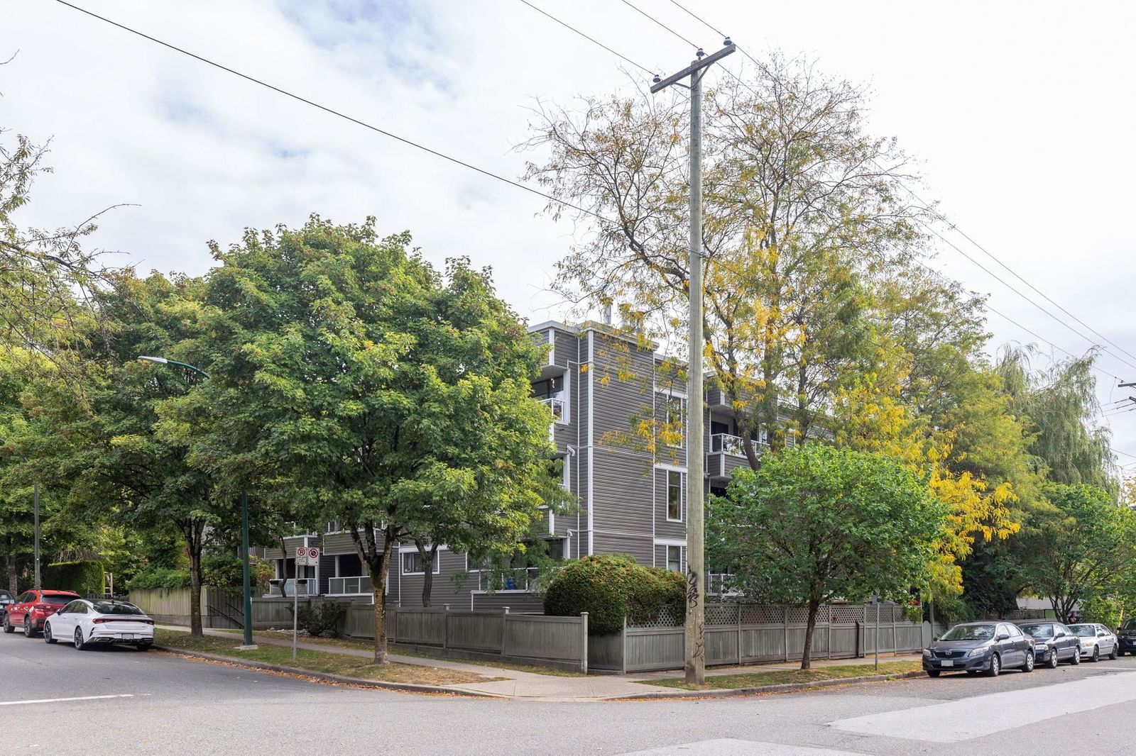 Listing Image 20