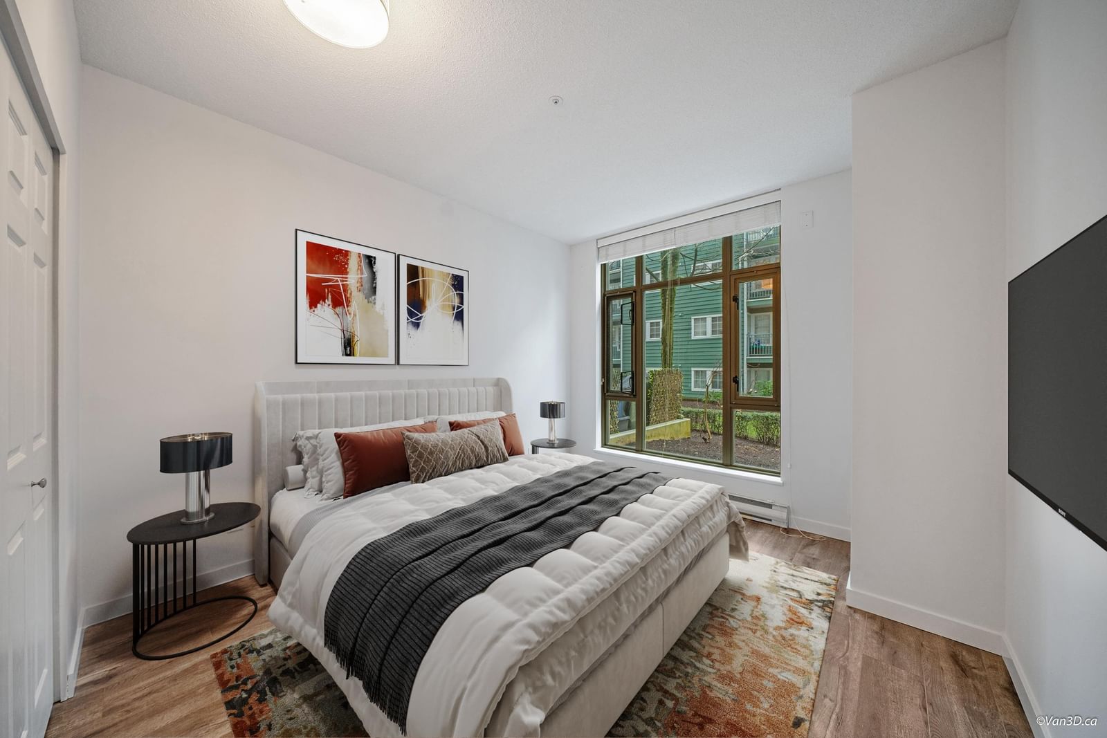 Listing Image 10