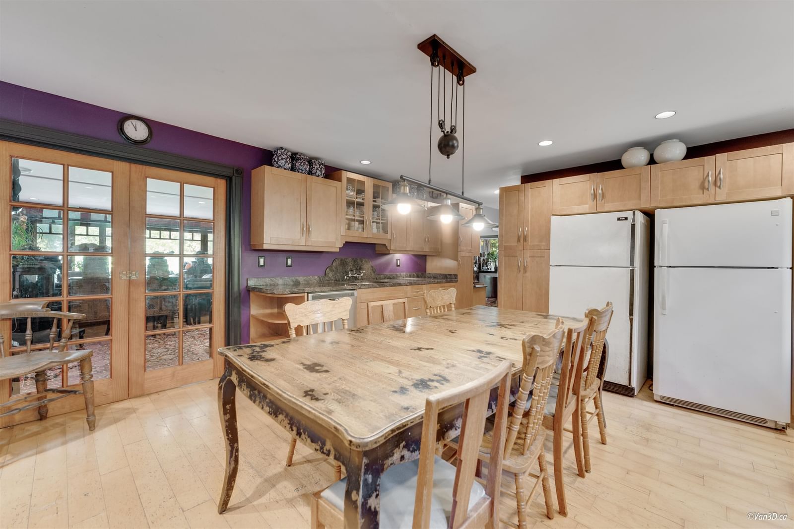 Listing Image 14