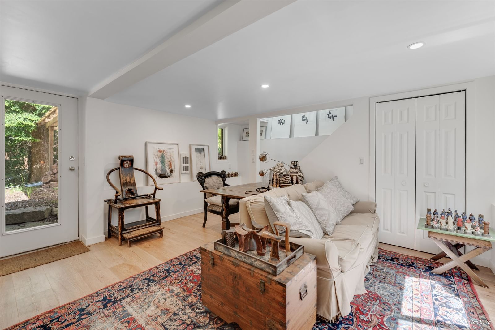 Listing Image 16