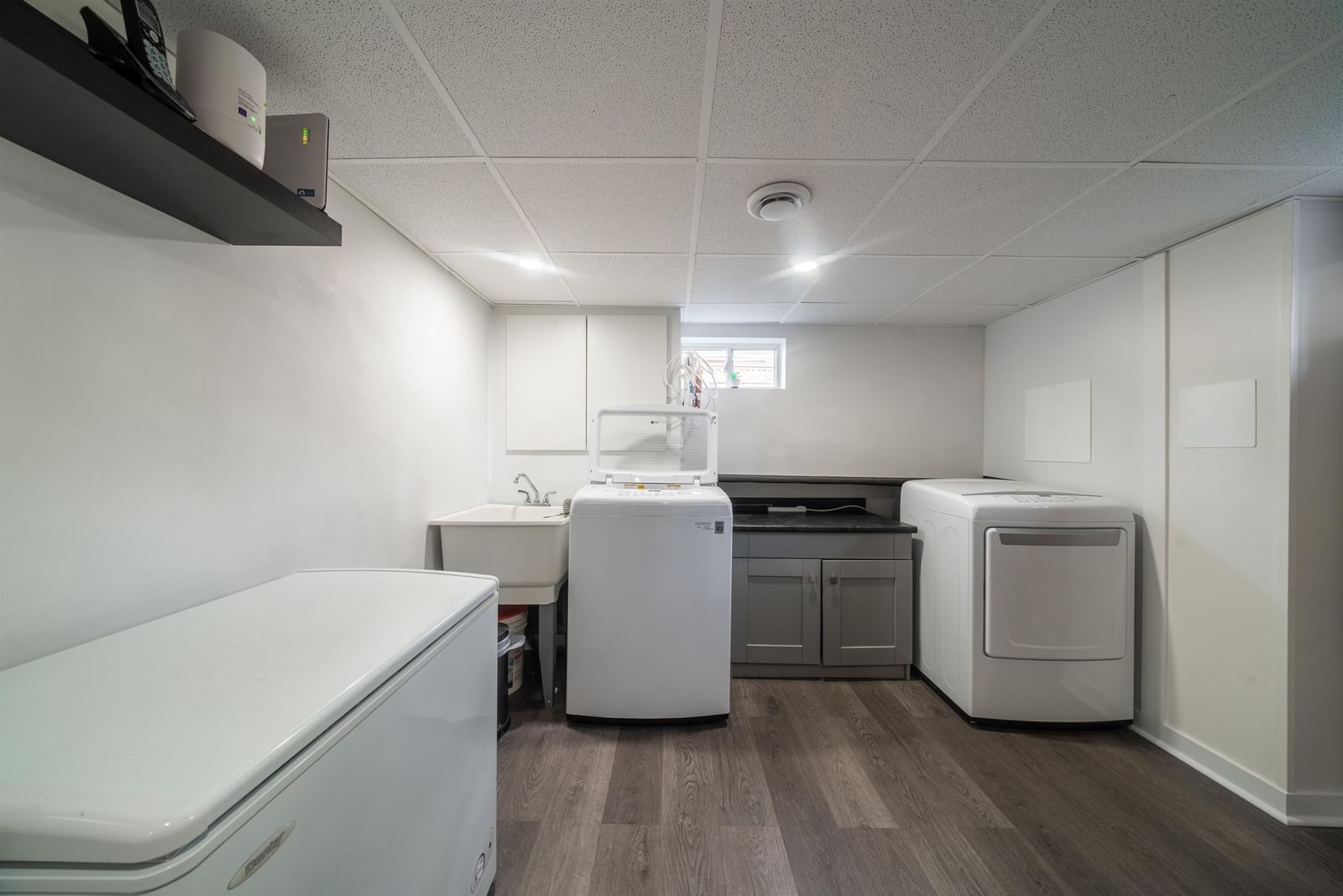 Listing Image 13