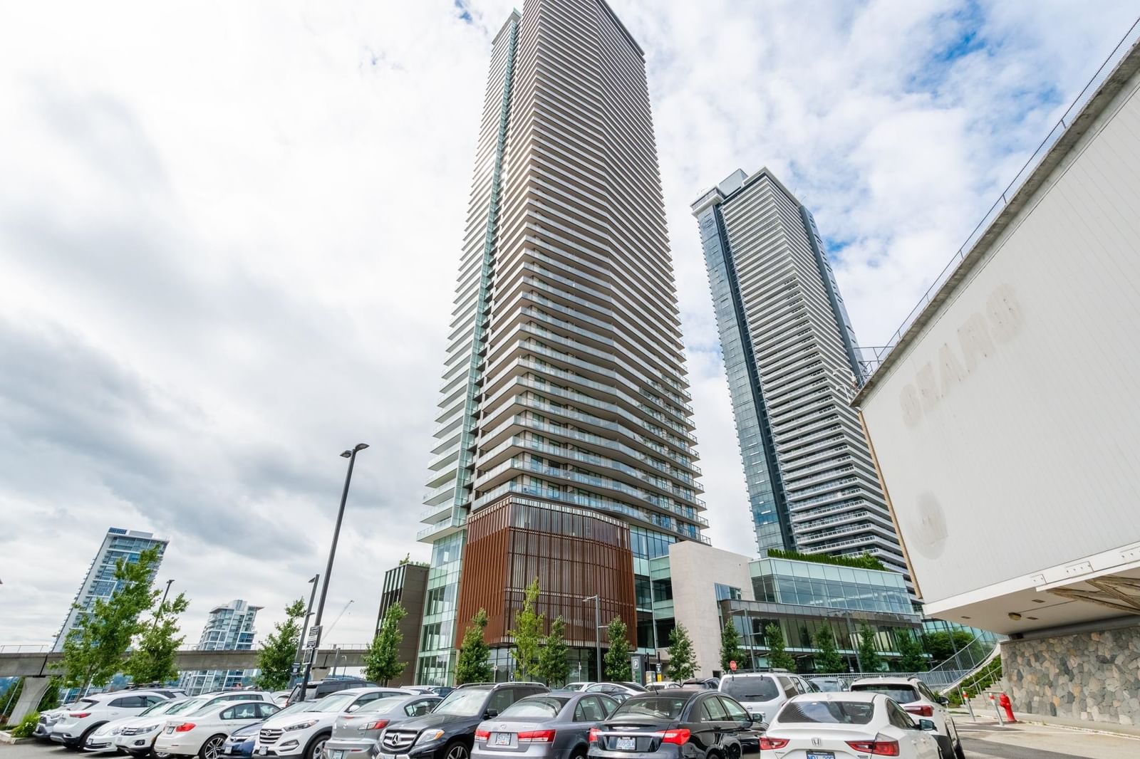 Listing Image 1