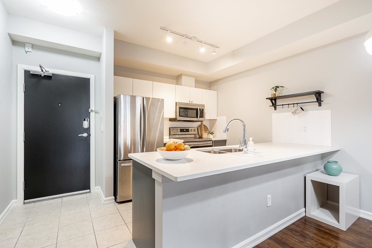Listing Image 14