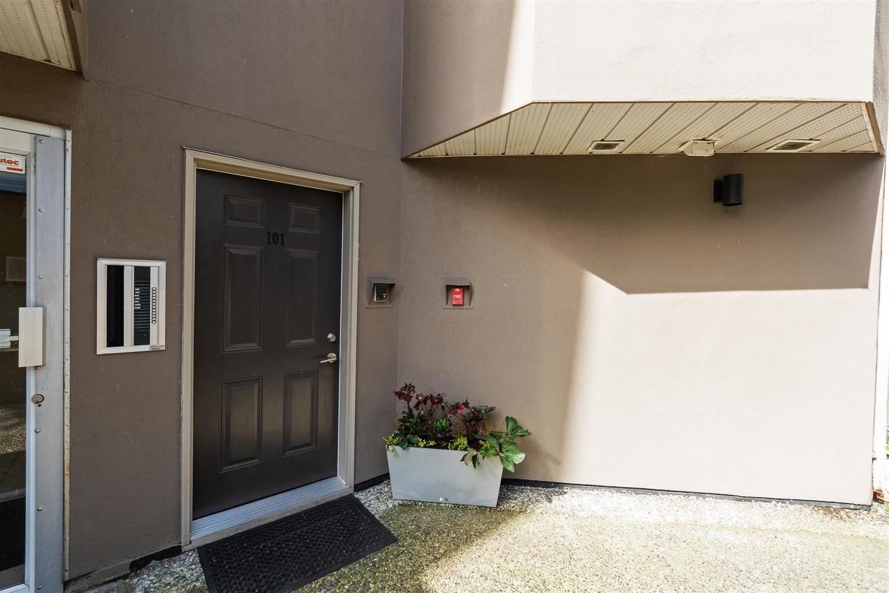 Listing Image 20