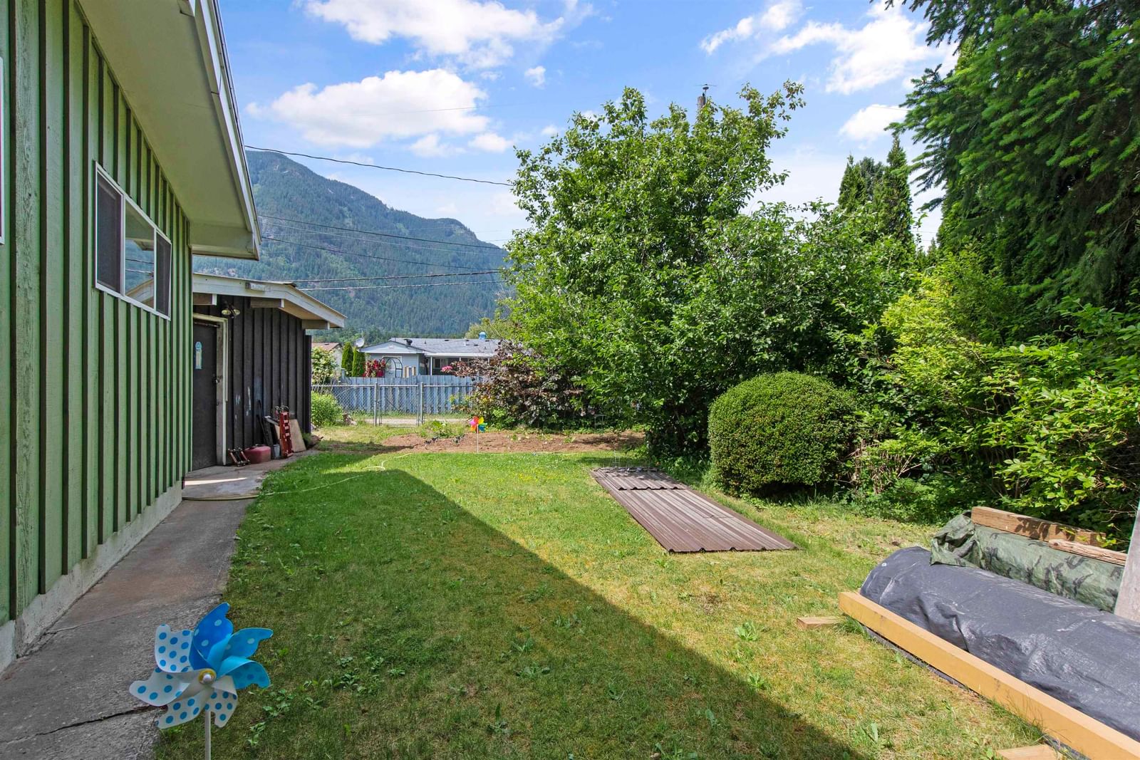 Listing Image 26