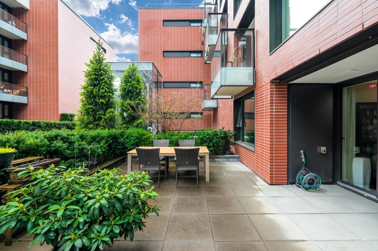 Listing Image 17