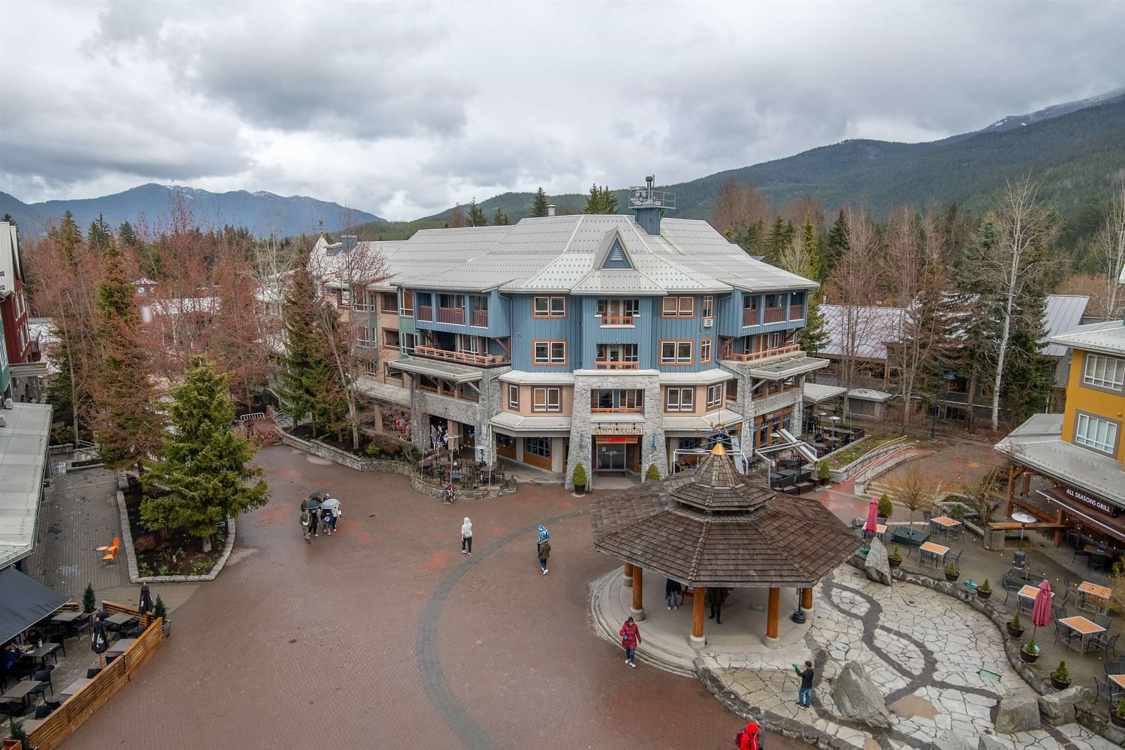 Listing Image 8