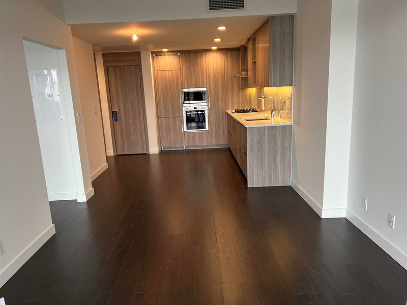 401 - 4890 Lougheed Highway, Burnaby, V5C 0N1 | Image 2