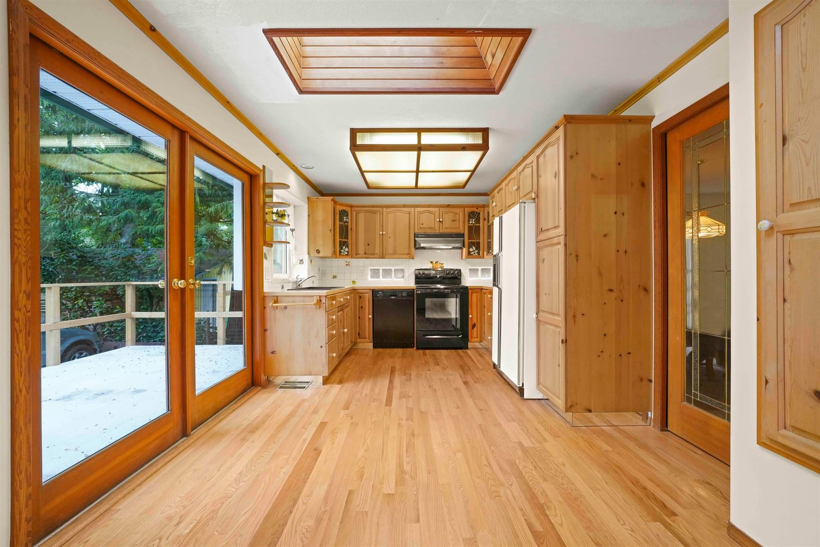 Listing Image 13