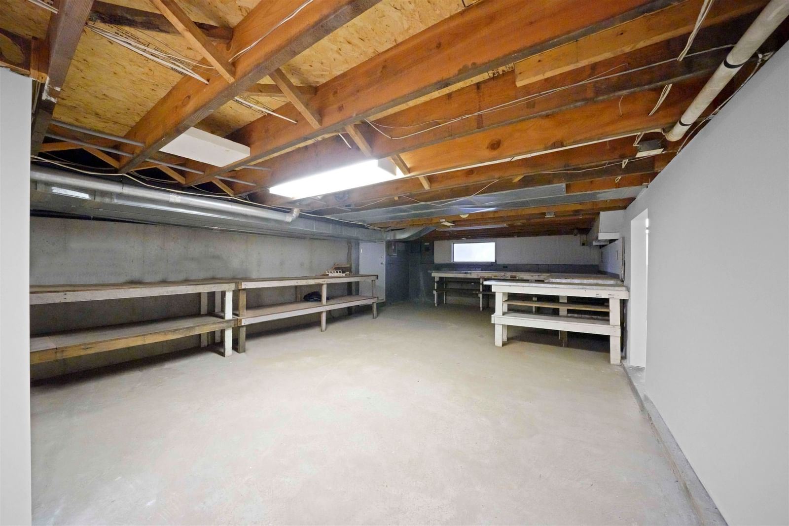 Listing Image 24