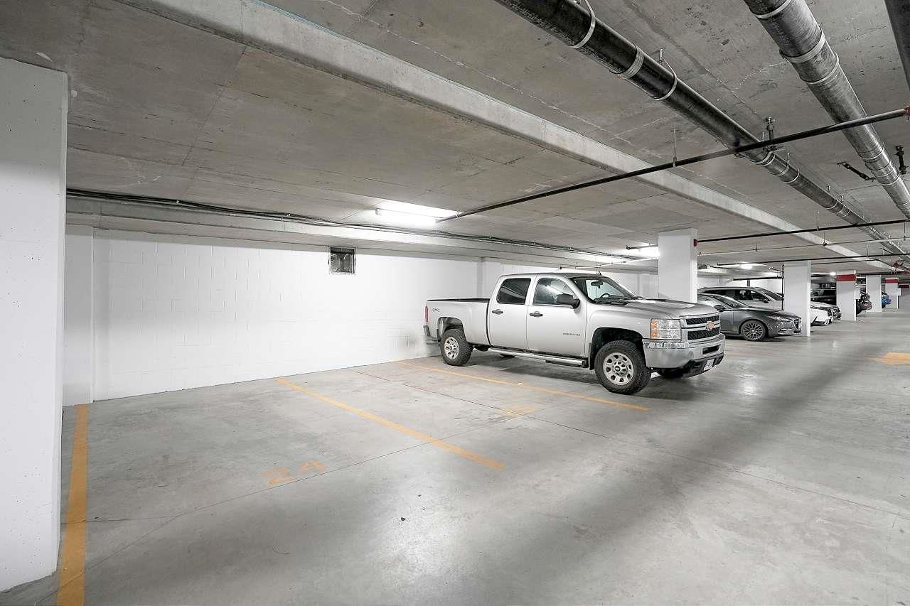 Listing Image 33