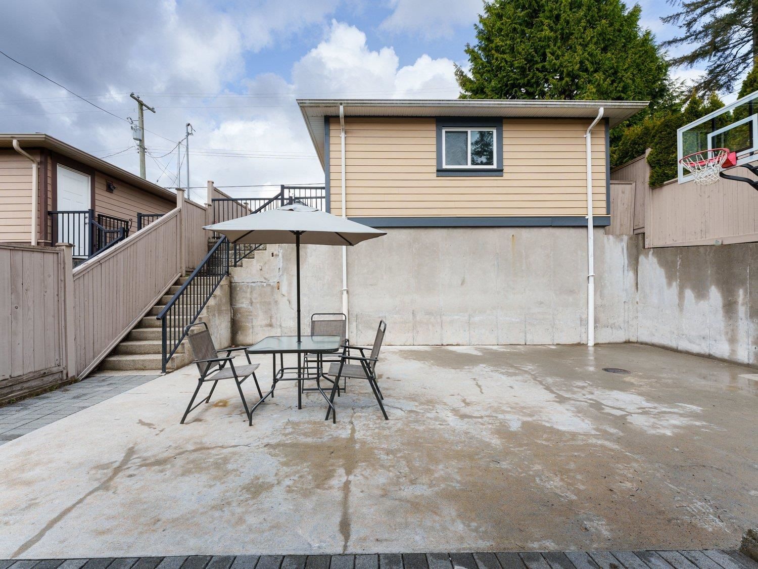 Listing Image 27