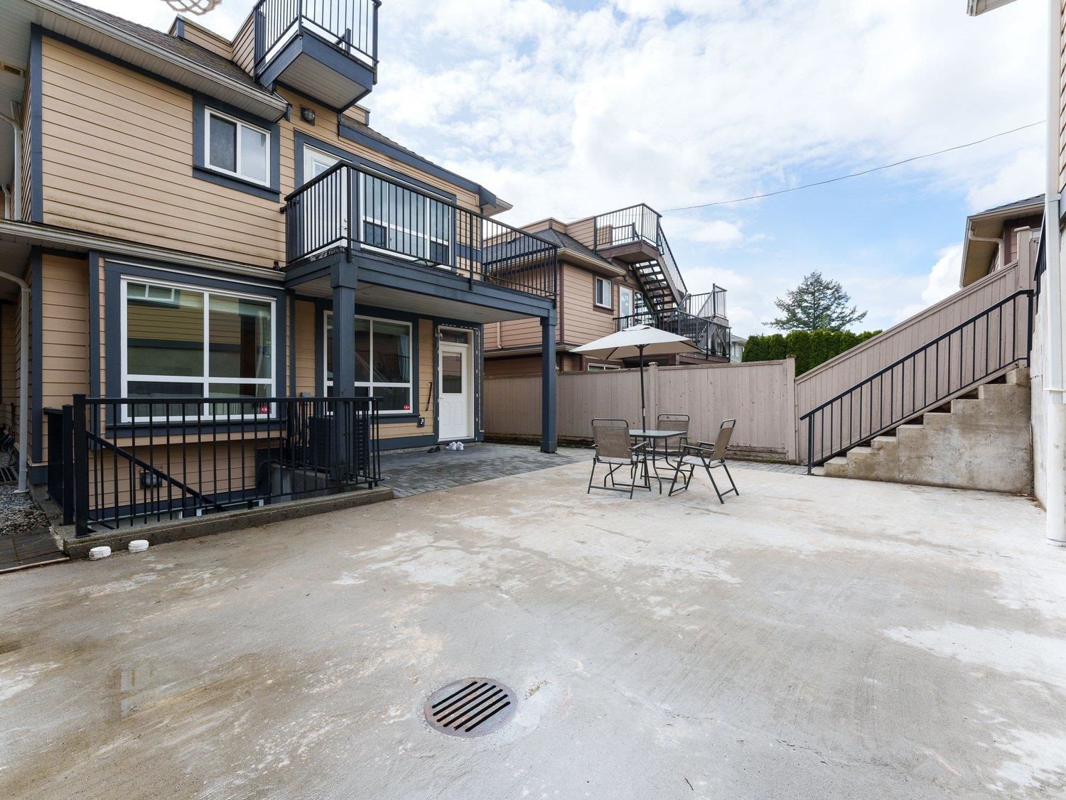Listing Image 28