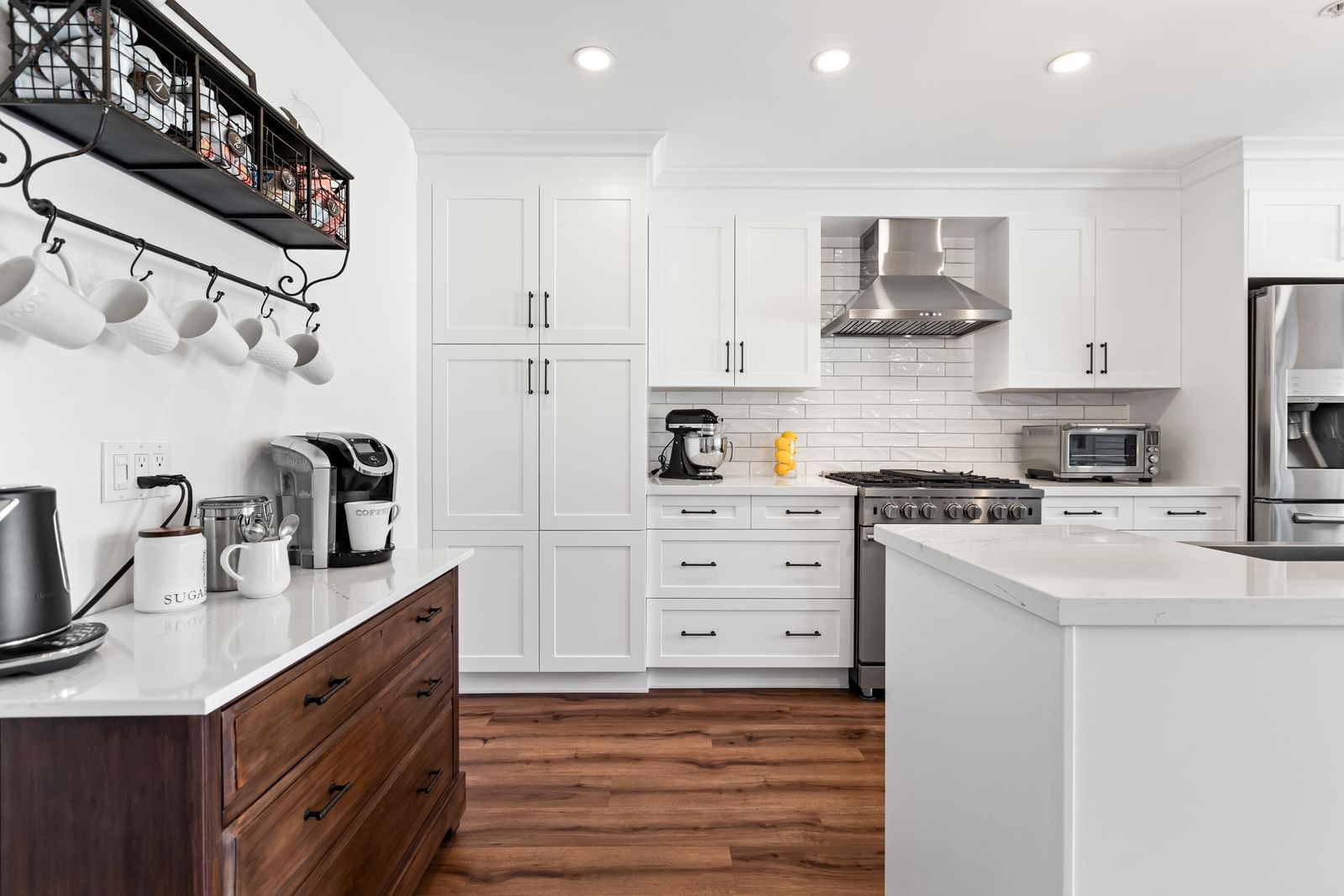 Listing Image 19
