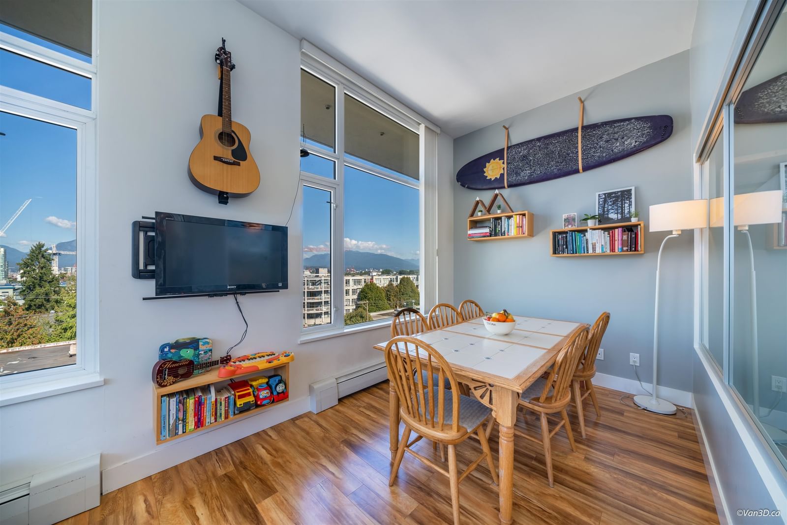 Listing Image 10