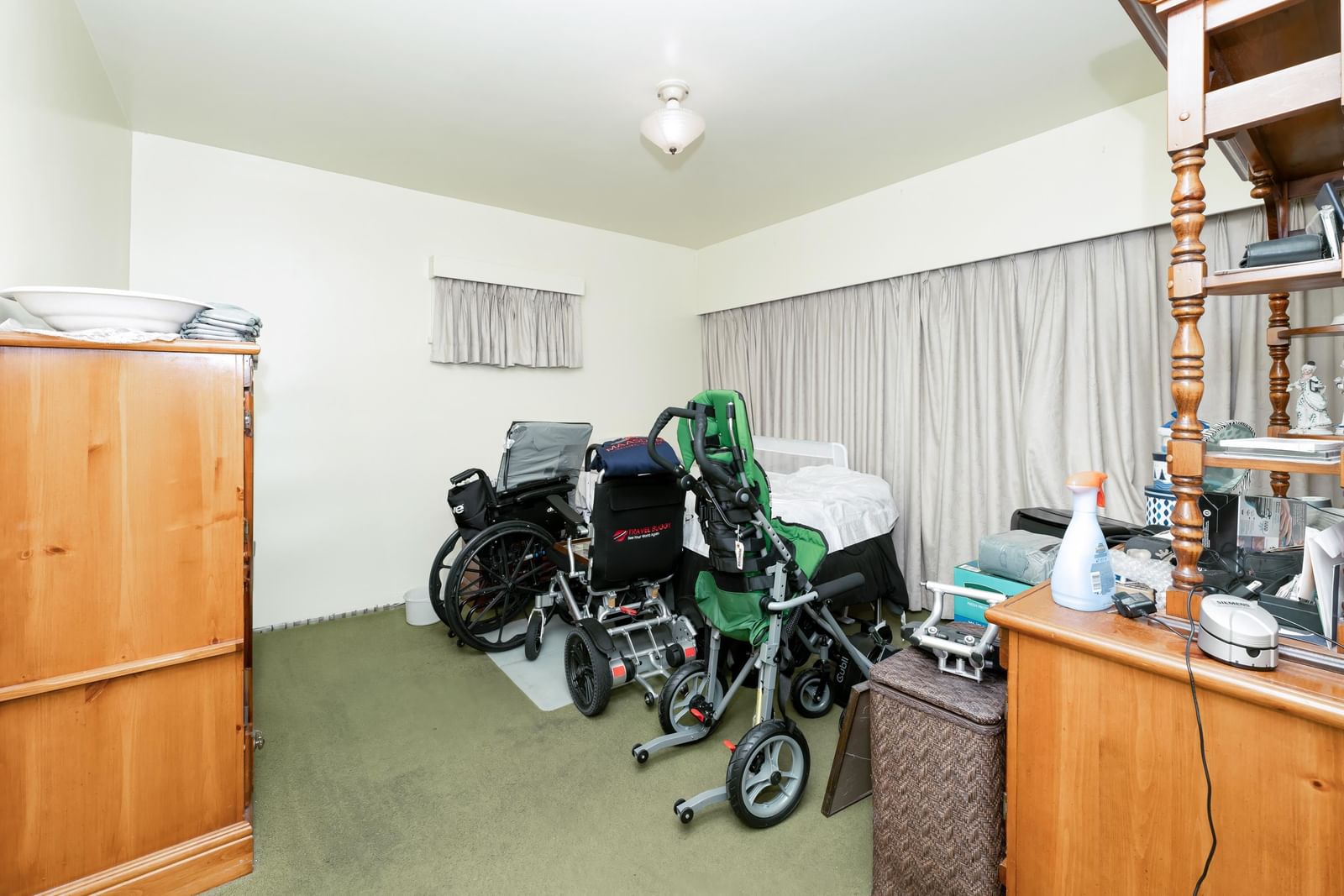 Listing Image 11