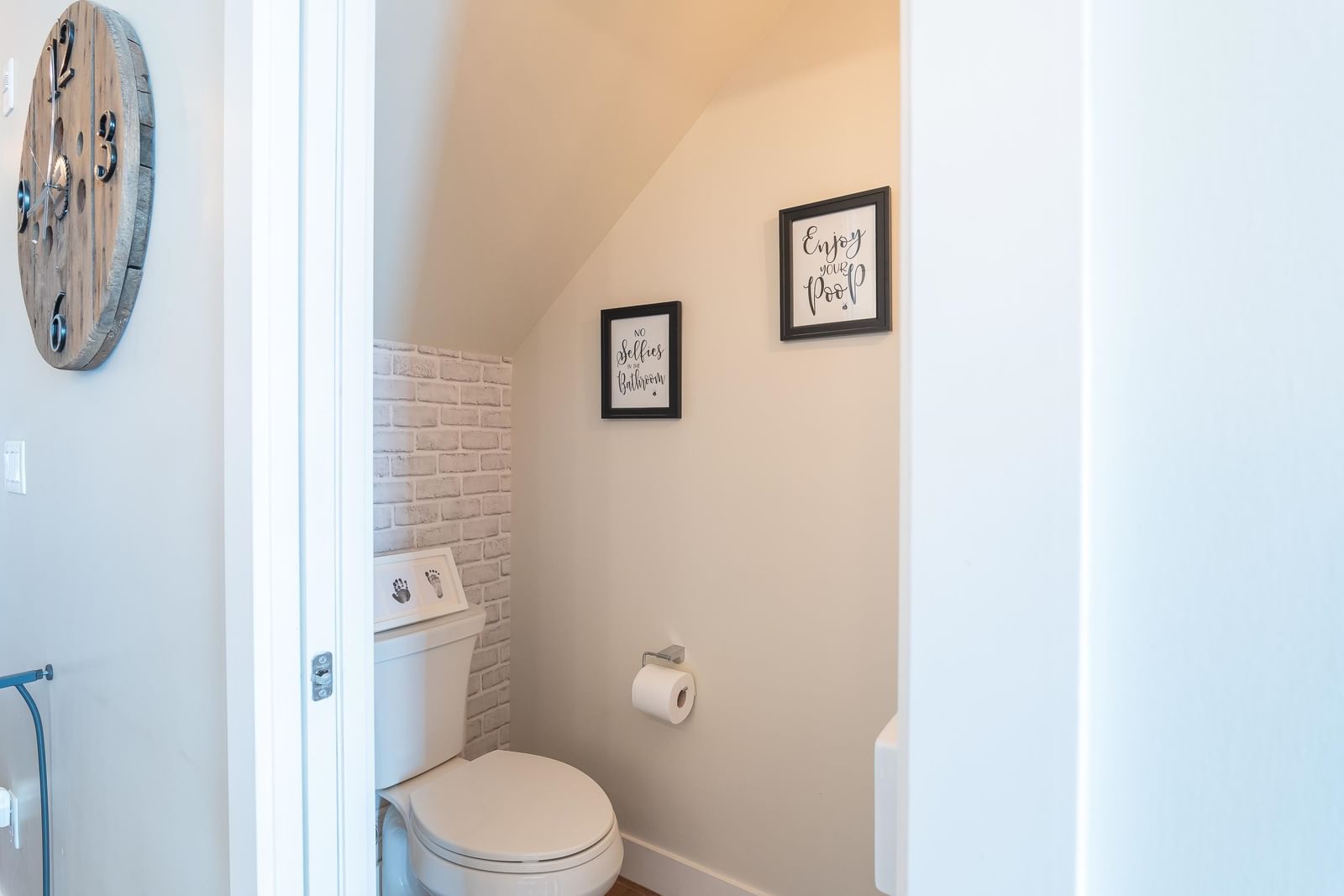Listing Image 20