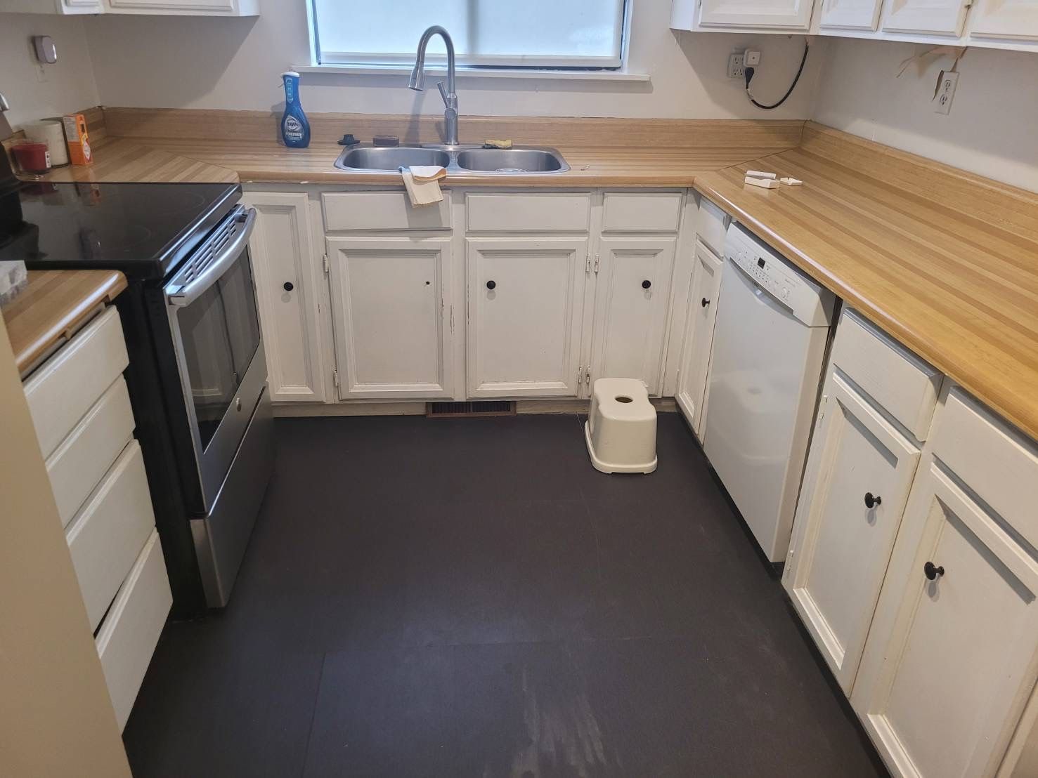 Listing Image 12