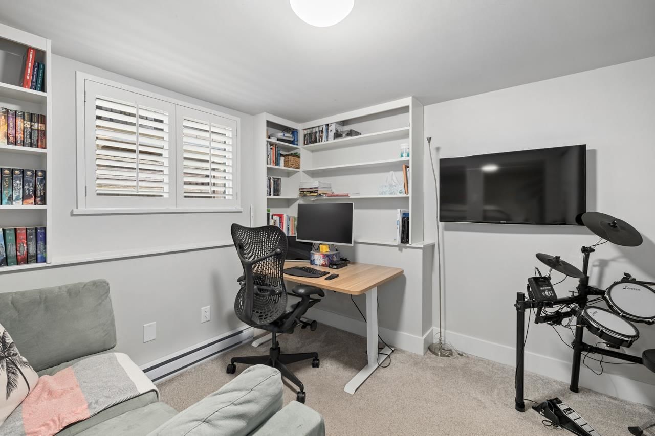 Listing Image 20
