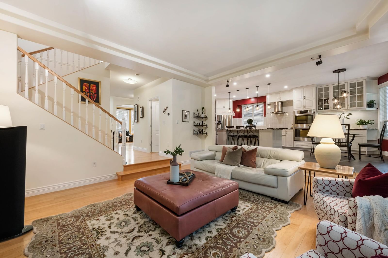Listing Image 14